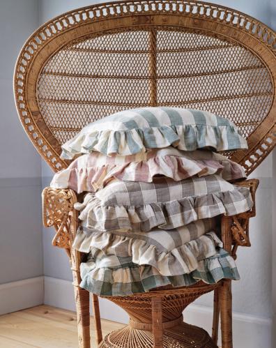Putetrekk - Ida Volang Stripe - Hvit - Beige - L45 x B45 cm - www.frokenfraken.se