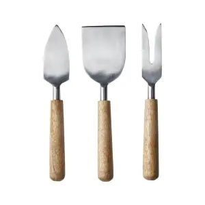 Ostkniv - sett med 3 - Trehåndtak - 17 x 3 cm - www.frokenfraken.se