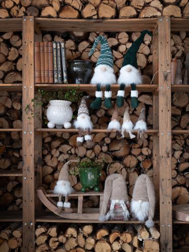 Nisse – Sittende - Brun - 40 cm - www.frokenfraken.se