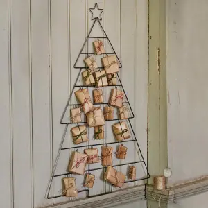 Adventskalender for pakker - Juletre med 24 kroker - B65 x H90 cm - www.frokenfraken.se
