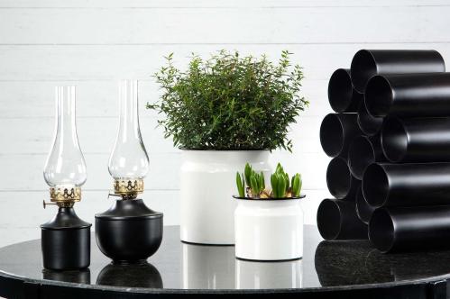 Vinstativ - Metall - Svart - 12 flasker - 40 x 24 cm - www.frokenfraken.se