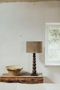 Lampfot Trä - Preston - Brun/Grå - 50 cm - www.frokenfraken.se