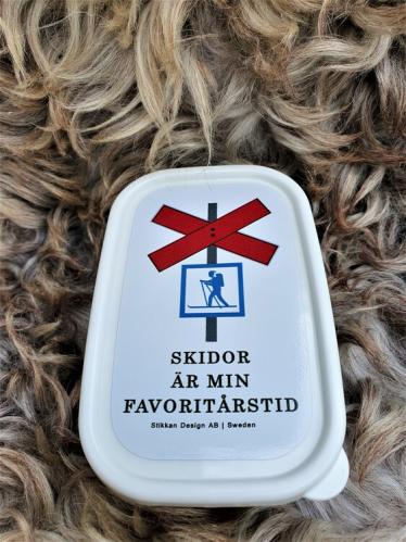Mellislåda - Skidor är min favoritårstid - 10,6 x 6,8 x 4,0 cm - www.frokenfraken.se