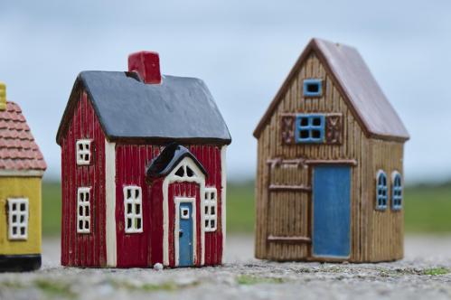 Lyslykt - Låve for telys - Visby - blå låvedør - www.frokenfraken.se