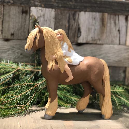 Hest Kompis - Liten figur - 20 cm - www.frokenfraken.se