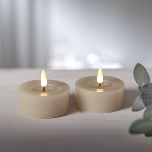 Batterilys - Votivlys 7 cm - Flamme - Beige - 2 stk - www.frokenfraken.se