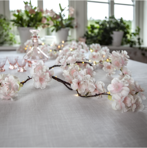 Lyslenke - Kirsebærblomster - Innendørs - 180 cm - www.frokenfraken.se