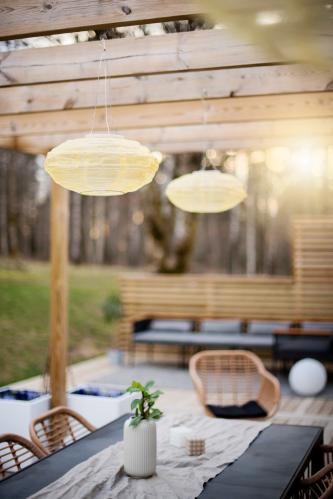 Hengende Solcelle Lyslykt - Festival - Ø 35 cm - www.frokenfraken.se