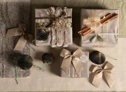 Heng – Sløyfe – Metalino – Gull – 1 stk – 10 x 12 cm - www.frokenfraken.se