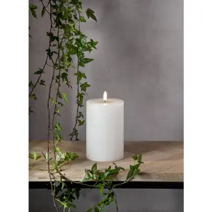 Batterilys - Hvit - LED Blocklys - Flamme Flow - Stor - Ø 10 x 17,5 cm - Timer - www.frokenfraken.se