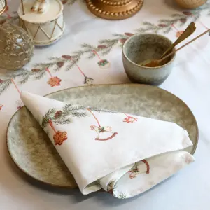 Tøyserviett med julemotiv - 40 x 40 cm - www.frokenfraken.se