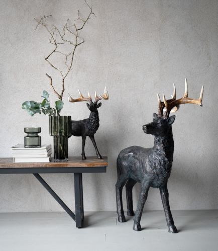 Hjort – Svart – 36 x 13 x 48 cm - www.frokenfraken.se