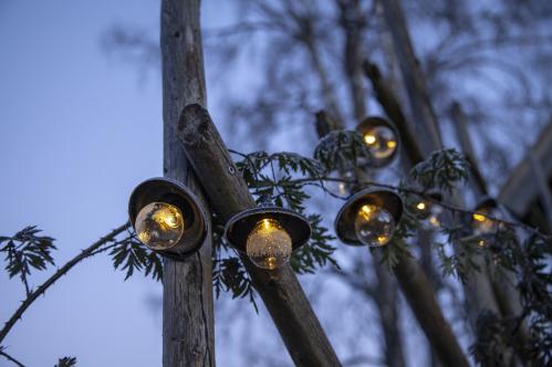 Solcelleslynge - Globe - 10 LED-pærer - 1,8 m - www.frokenfraken.se