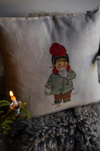 Kuddfodral - Barnen i Bullerbyn - Kapittel 3 - 41 x 41 cm - www.frokenfraken.se