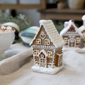 Pepperkakehus – LED – 21 x 13 x 10 cm - www.frokenfraken.se