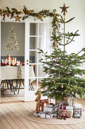 Julbuk - Halmfår med røde bånd - 30 cm - www.frokenfraken.se