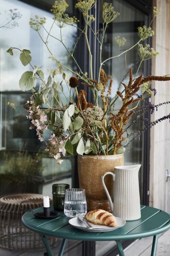 Kafèset - Helo - Mörkgrön - 2 stolar 1 bord - www.frokenfraken.se