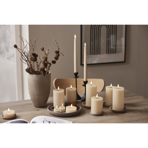 Batterilys - LED Blokklys Flamme Flow - Beige - 17,5 x Ø7,5 cm - Timer - www.frokenfraken.se