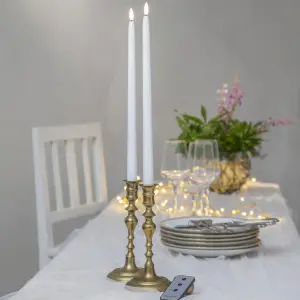 Batterilys - Kronlys/Antikklys - Flamme - 2 stk - www.frokenfraken.se