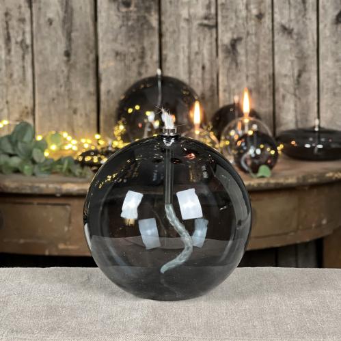 Oljelampe M - Glass - Rund Kule - Røykgrå - Ø11 cm - www.frokenfraken.se