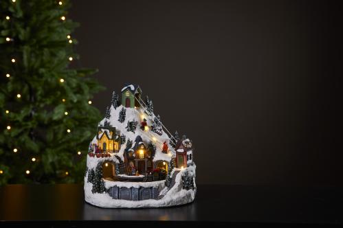 Dekorasjonsby - Alpene i julebyen - 24,5 cm - www.frokenfraken.se