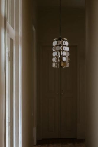 Taklampe – Yoko – Beige – Ø15 x 31 cm - www.frokenfraken.se