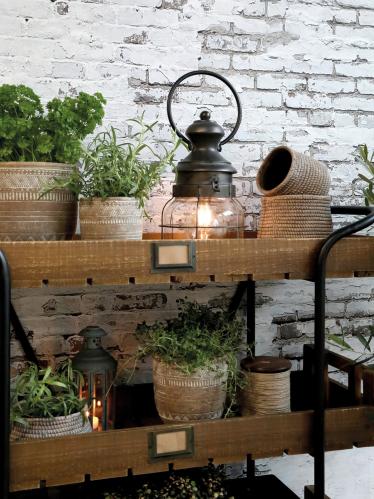 Fransk ladugårdslykt med glødelampe og timer - H 32 cm - Ø 16,5 cm - www.frokenfraken.se