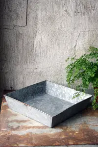 Bricka - Sink - 35 x 35 x 9 cm - www.frokenfraken.se