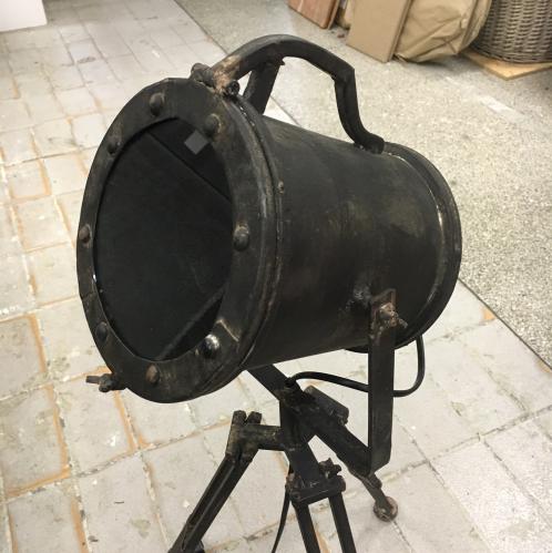 Gulvlampe - Industriell stil - 73 cm - www.frokenfraken.se