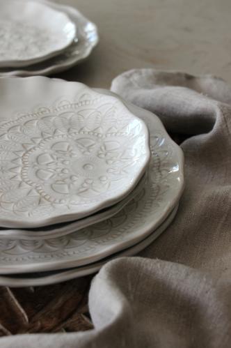 Assiette - Fat - Happiness - 20 x 2,5 cm - Til fordel for Barncancerfonden - www.frokenfraken.se