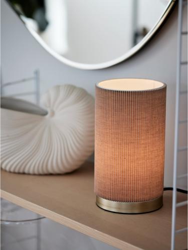 Dora - Bordlampe - Hvit - Ø14 x 25 cm - www.frokenfraken.se