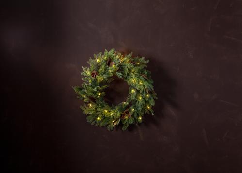 Krans - Tallkrans med belysning - Ø50 cm - www.frokenfraken.se
