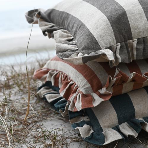 Kuddfodral - Volang Brun Blokk Stripe - 45 x 45 cm - www.frokenfraken.se