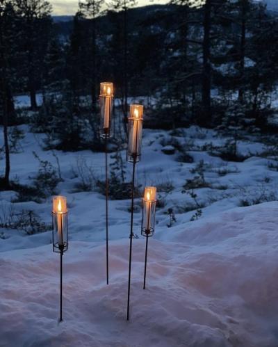 Lysstake på pinne med glass - høy - Rust - kronelys - 120 cm - www.frokenfraken.se