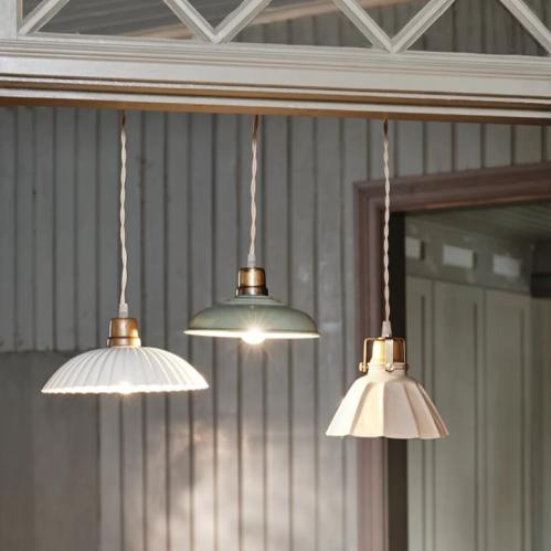 Taklampe - Grønn/Børstet messing - 11 x Ø20 cm - www.frokenfraken.se