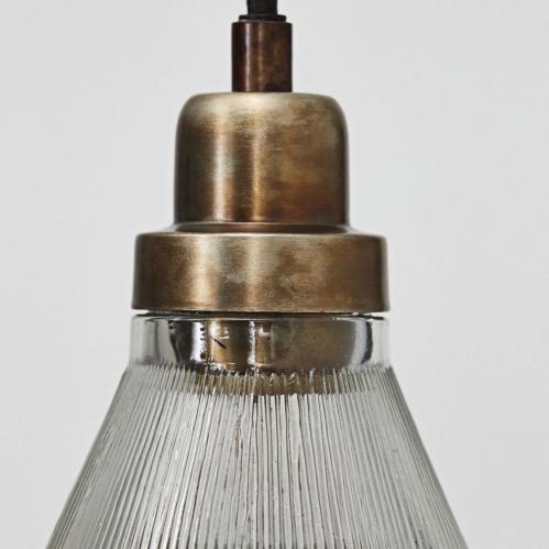 Lampe - Vira - Klar - 30 x 27 cm - www.frokenfraken.se
