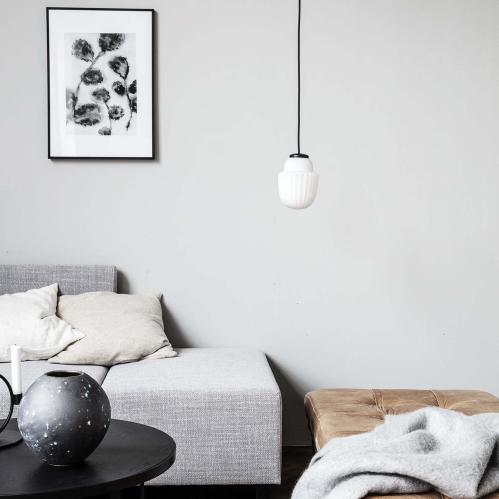 Lampe - Eikenøtt - Hvit - 18,7 x 13,5 cm - www.frokenfraken.se