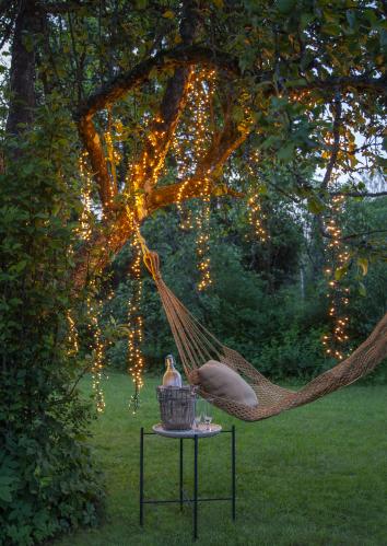Ljusslinga - Utendørs - 80 stk varm hvit LED - 8 meter - www.frokenfraken.se