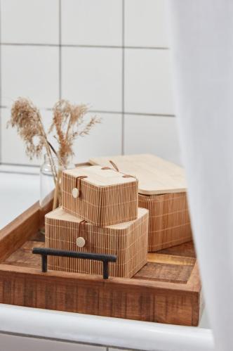 Træbrett - Metallhåndtak UNIK - 60 x 35 cm - www.frokenfraken.se