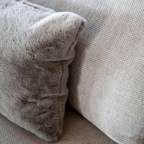 Putetrekk - Celine - Krem - Fuskepels - 50 x 50 cm - www.frokenfraken.se