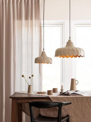 Wells tak/fönsterlampe - Beige/gull 24cm - www.frokenfraken.se
