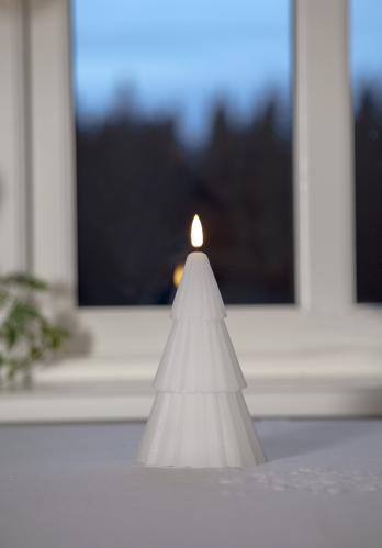 Blocklys - Juletre Hvit LED - 18 cm - www.frokenfraken.se