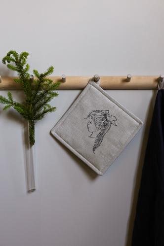 Grytelapp - Madicken - Kapittel 1 - 20 x 20 cm - www.frokenfraken.se