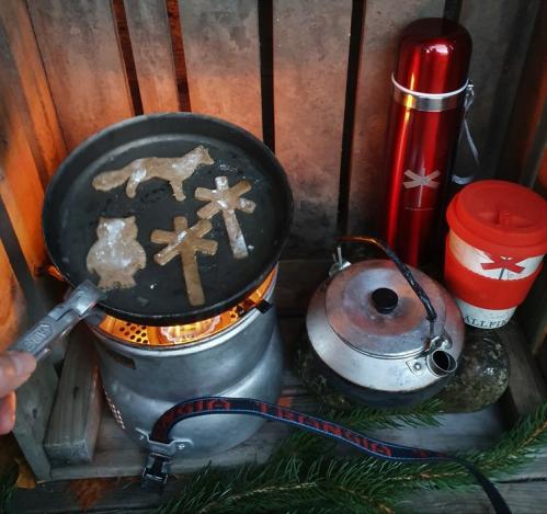 Kopp med lokk - Fjällfika - Ledkryss - 12 cm - www.frokenfraken.se