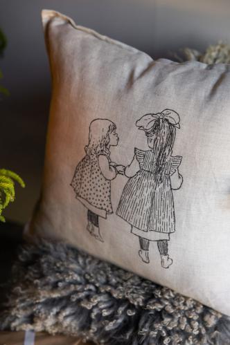 Kuddfodral - Madicken - Kapittel 3 - 46 x 46 cm - www.frokenfraken.se