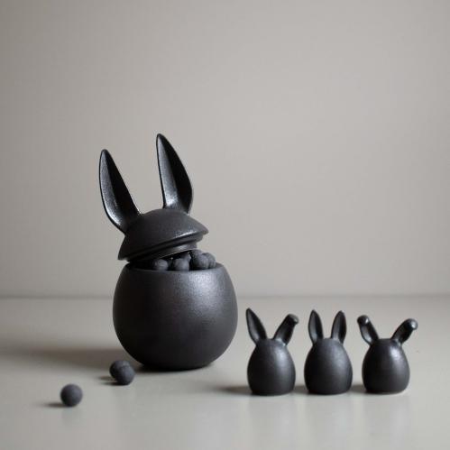 Påskepynt - Egg skjule - Svart - Ø11,5 x 20 cm - www.frokenfraken.se