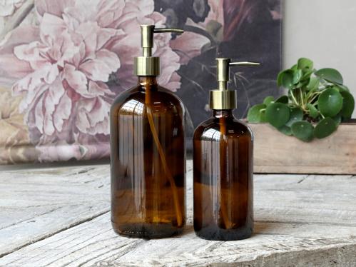 Glasflaske med pumpe i antikk messing - 1000 ml - www.frokenfraken.se