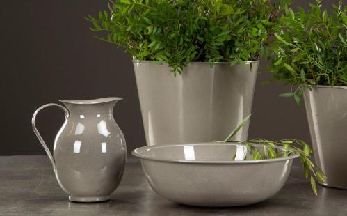 Vask og Kanne - Emalje Sand - Dekor - Ø30 cm - www.frokenfraken.se