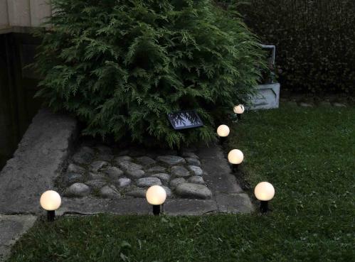 Solcelle Lyslenke - 6 stk - varm hvite LED-lys - 5 m - www.frokenfraken.se