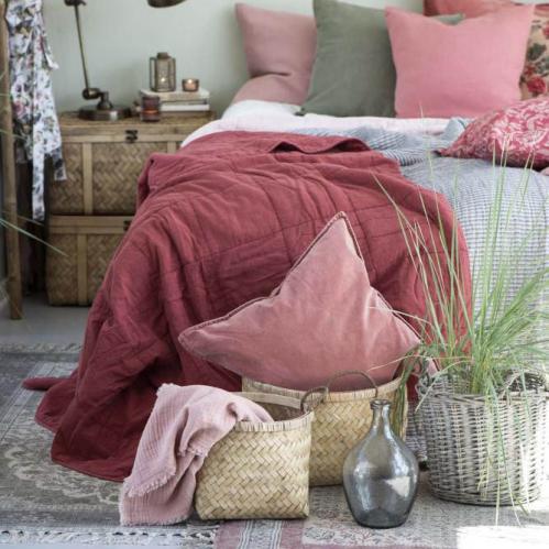 Overkast - Dobbeltseng - Faded Rose - 240 x 240 cm - www.frokenfraken.se